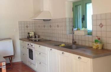 Spacious Villa with View 10 mins Walk to the Beach - Foto 3