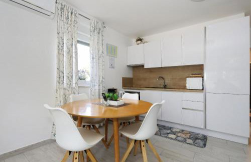 Villa Rocky with heated pool & free bikes - Photo 47