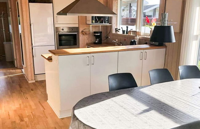 6 Person Holiday Home in Tranekaer - Foto 21