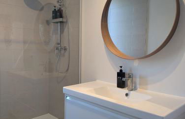 Appart 65m2 avec 2 chambres dans ferme rénovée - Parking gratuit - Grande vue montagnes - Foto 13