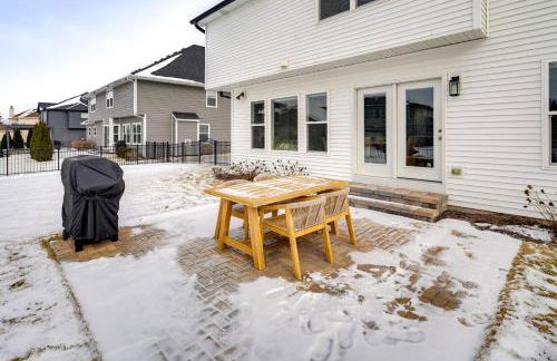 Bring the Family! Suburban Gem in Plainfield - Foto 3