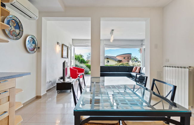 Sunny Villa With Terrace - Foto 30