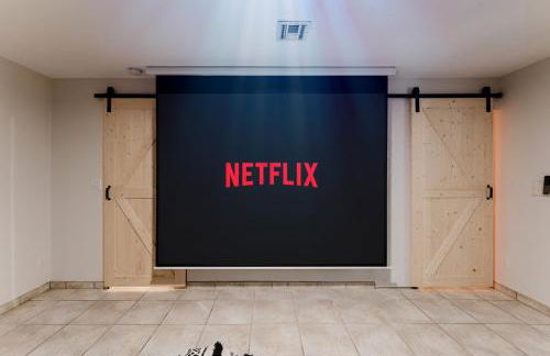 Waterfront Villa with Beach, Game Room, Cinema and Spa - Foto 37