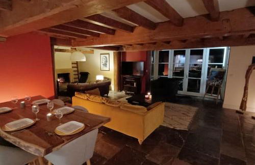 ferme de caractère avec piscine et cheminée - Foto 43