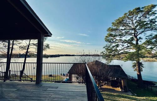 Ultimate Lake Resort Xtravaganza - Luxury - Waterfront - Boathouse - Sleeps 18 - Photo 40