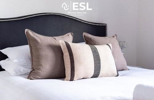 Large Modern 4 Bedroom House in Uttoxeter, Near Alton Towers, Great for Families - Foto 7