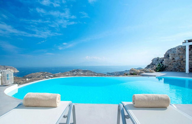 Elegant Villa With View - Foto 25