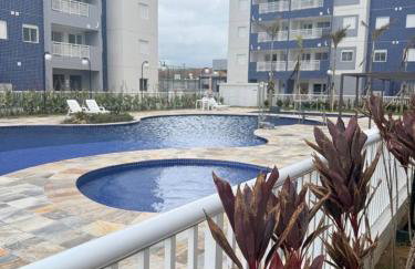 Apto frente o mar com 3 piscinas Wi-Fi gratuito aceito pet - Foto 72