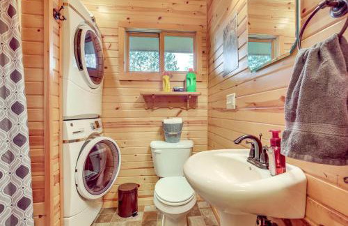 Pet-Friendly Tomahawk Home Deck and Private Hot Tub - Foto 16