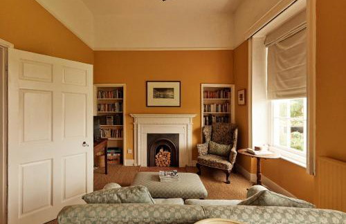 Thirsk Hall South Wing, North Yorkshire - Photo 7