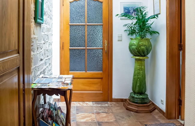 A Small Studio of a Nature Stone House - Foto 2