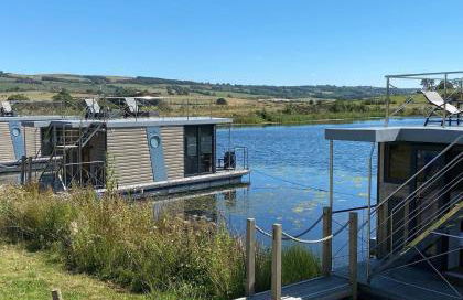 Couston Lakes Resorts - Photo 42