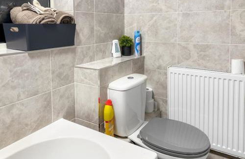 Barnsley Terrace Getaway Nearby Peak District - Foto 10