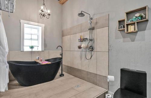 Paceful & Stylish Rural Retreat - Foto 15