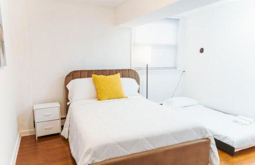 Fast transit to Manhattan with Parking on premises - Foto 25