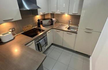 City View One Bedroom Apartment by StaySavvy Accommodation - Foto 11