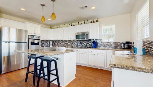 Paradise At Last - Photo 4