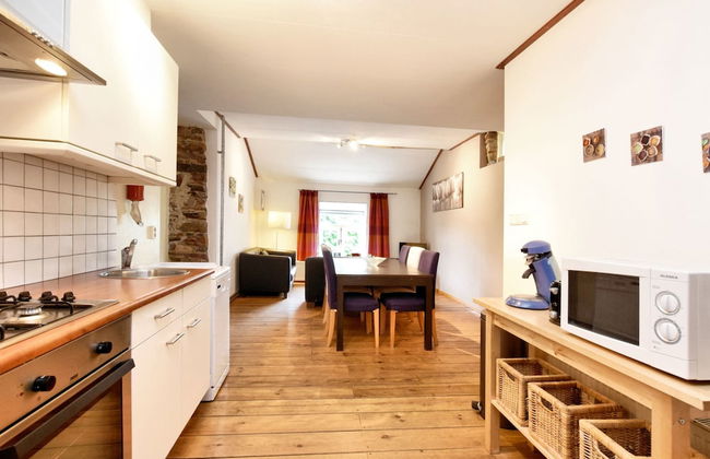 Rustic Farm Stay in Rogery - Photo 12