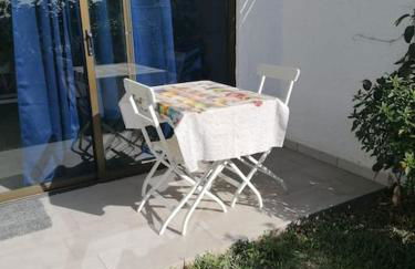 Quiet & Bright Apartment with private garden - Foto 1