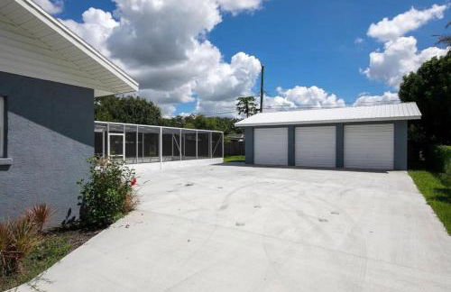 Relaxing Pool Side - Near Fairgrounds - Foto 28