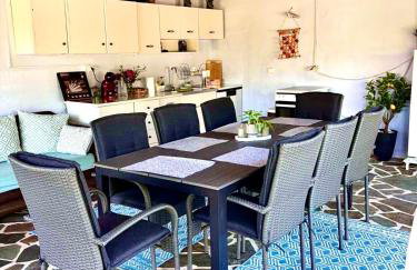 BLUE HOUSE - Photo 9