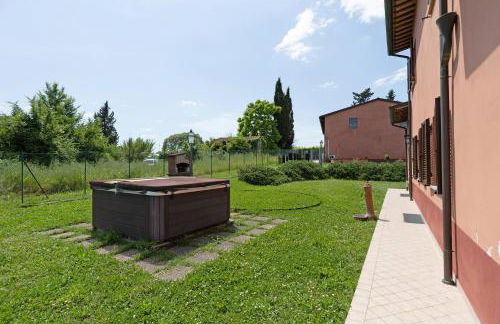 La Bettola Tavern Rooms Restaurant - Foto 4