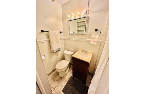 Charming 1-Bedroom Apartment in Great Neighborhood - Foto 8