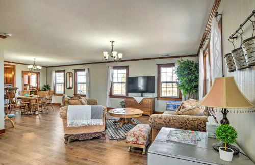 Secluded Bonanza Home with Antique Furnishings - Foto 5