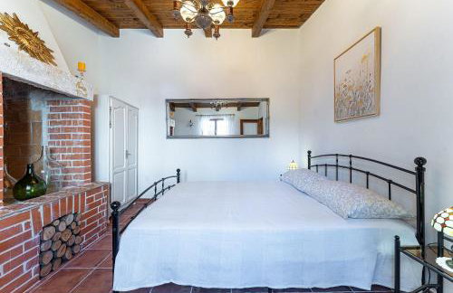 Traditionelle Steinfinca mit Spielbereich, Babybett, Waschmaschine, Liegen - Foto 25