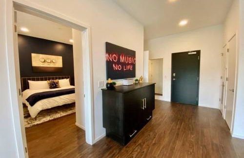 CHIC Modern Nashville Condo POOL, PATIO, PARKING - Foto 26