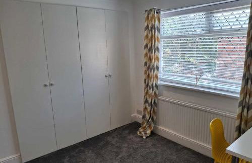 Cosy 2-Bed House in Manchester - Foto 16