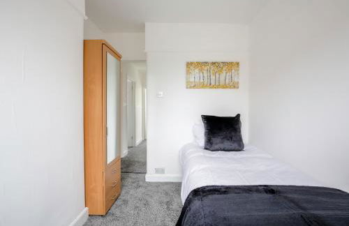 5-bedroom home in trendy Dibsbury area Manchester with parking - Foto 10