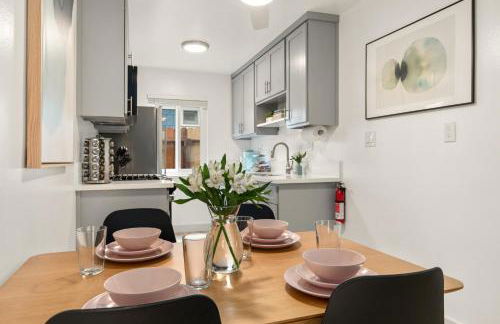 Central Apartment in a Hip Walkable Neighborhood NRP23-01143 - Foto 17