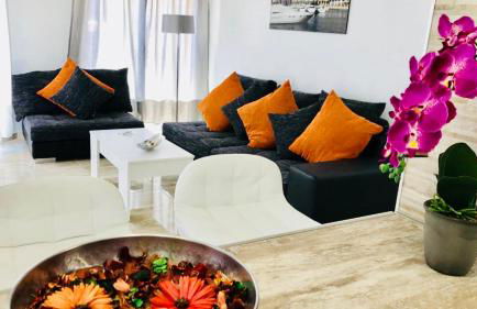 Boutique Apartment by the Sea - Photo 50