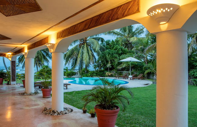 Ocean Beach Villa - Photo 4