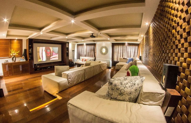 Mansão Exuberante Pé na Areia Ferradura - Photo 62