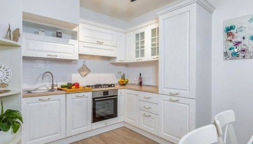 Stylish villa with swimming pool and garden - Foto 4