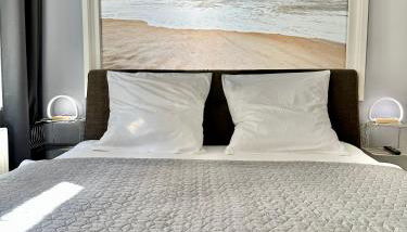 Geräumiges City-Apartment mit 2 Badezimmer und Parkplätzen D46-OG - Photo 2