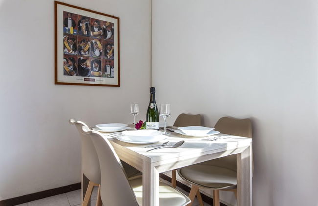 Erba 6 in Baranzate With 1 Bedrooms and 1 Bathrooms - Foto 1