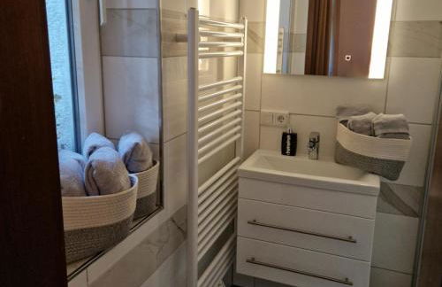 FeWo-2 Nähe Uniklinik, Messe Essen, Baldeneysee, Folkwang Museum, Zentral, WLAN - Foto 4