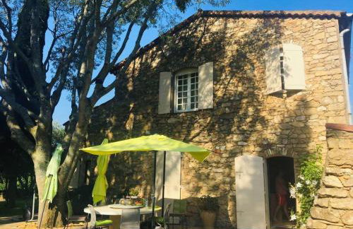 Villa provençale familiale avec piscine - Photo 7