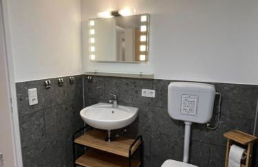 FeWo meisteroffice im Sackgässle, ebenerdige ELW 50qm, Terrasse, vollwertige Küche, Nähe Ulm - Foto 13