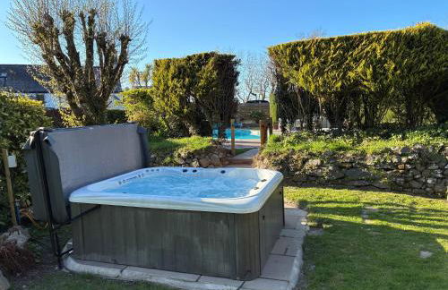 Plas Newydd with Swimming Pool, Fire Pit, and Log Fires - Photo 3