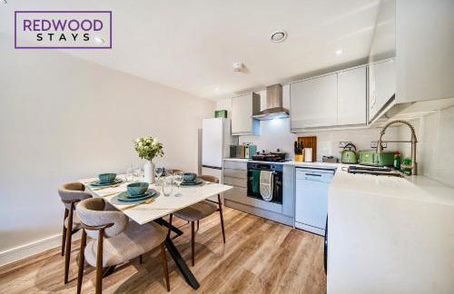 Brand New Town Center, Free Fast WiFi, Balcony By Redwood Stays - Foto 145