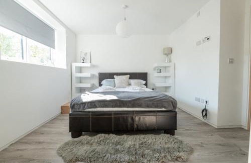 #42 Fantasia - Malvern Luxury Apartment sleeps 12 - Foto 41