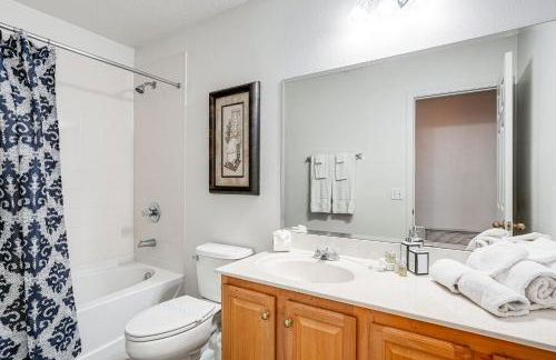 Near Disney and Golf Pet-Friendly Davenport Home! - Foto 25