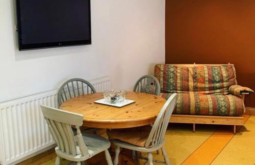 Annie the Annex, A self contained home from home fully equipped space with street parking - Foto 7