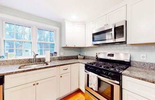 Lisa Lane - Photo 12