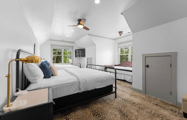 Paradise Pointe by Avantstay Lakefront + Views + Playset - Foto 5