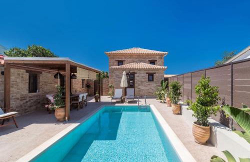 Villa Frontale - Restored Villa with Pool Perfect for 6 Nestled Next to a Traditional Olive Mill and Local Farms Offering Authentic Hospitality and Organic Delights By Villa Mana Gers - Foto 8